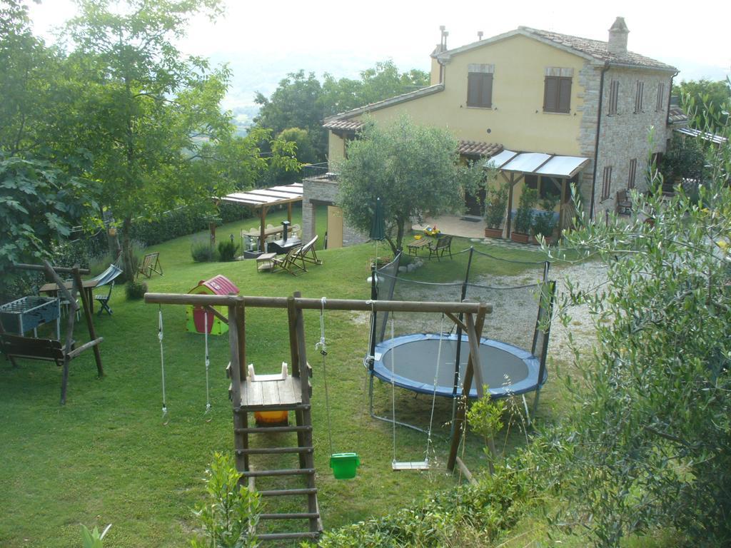 Agriturismo Il Sentiero Villa Montalto delle Marche Exterior foto
