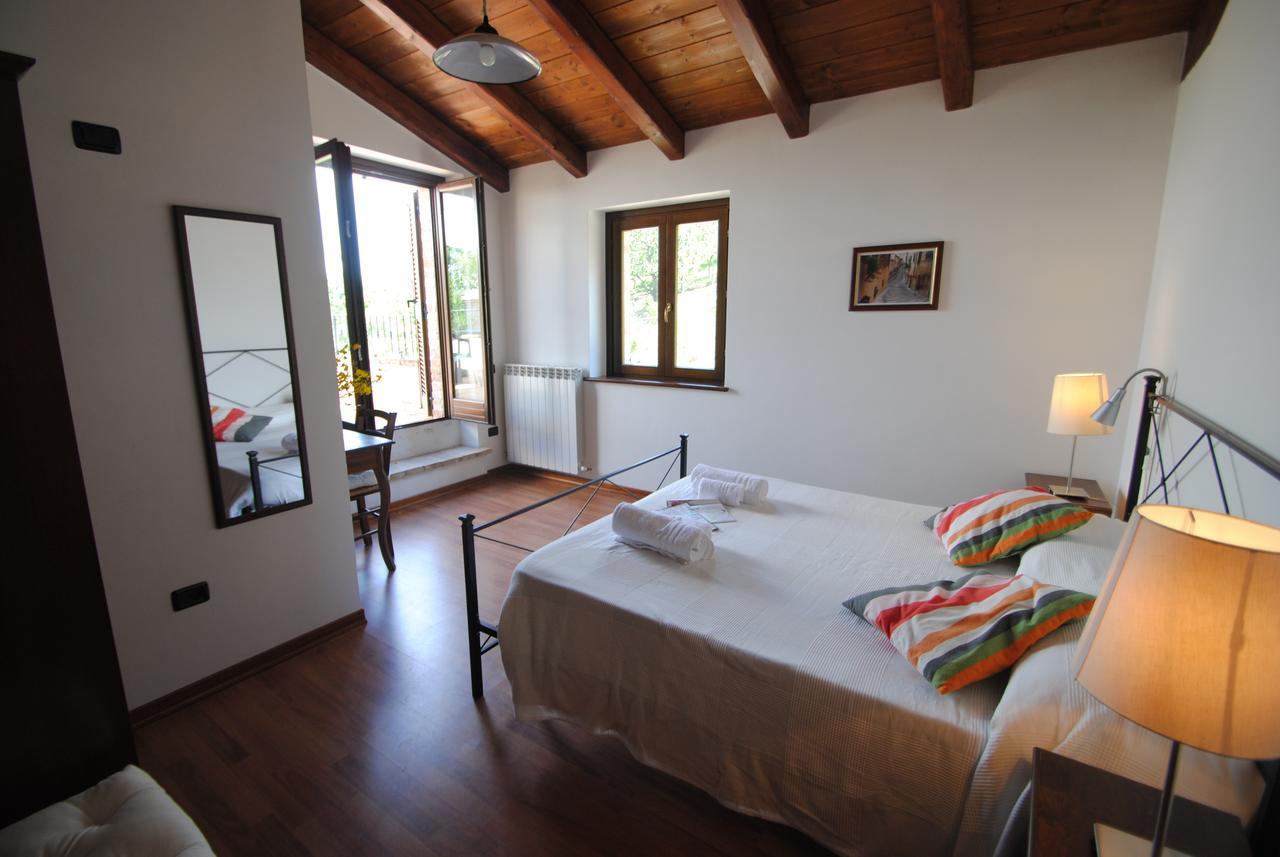 Agriturismo Il Sentiero Villa Montalto delle Marche Exterior foto