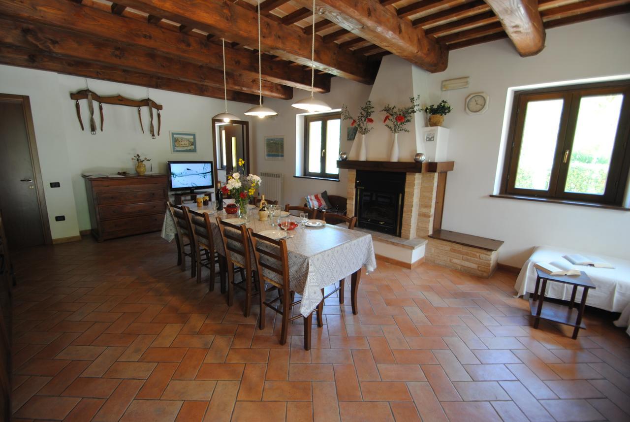 Agriturismo Il Sentiero Villa Montalto delle Marche Exterior foto
